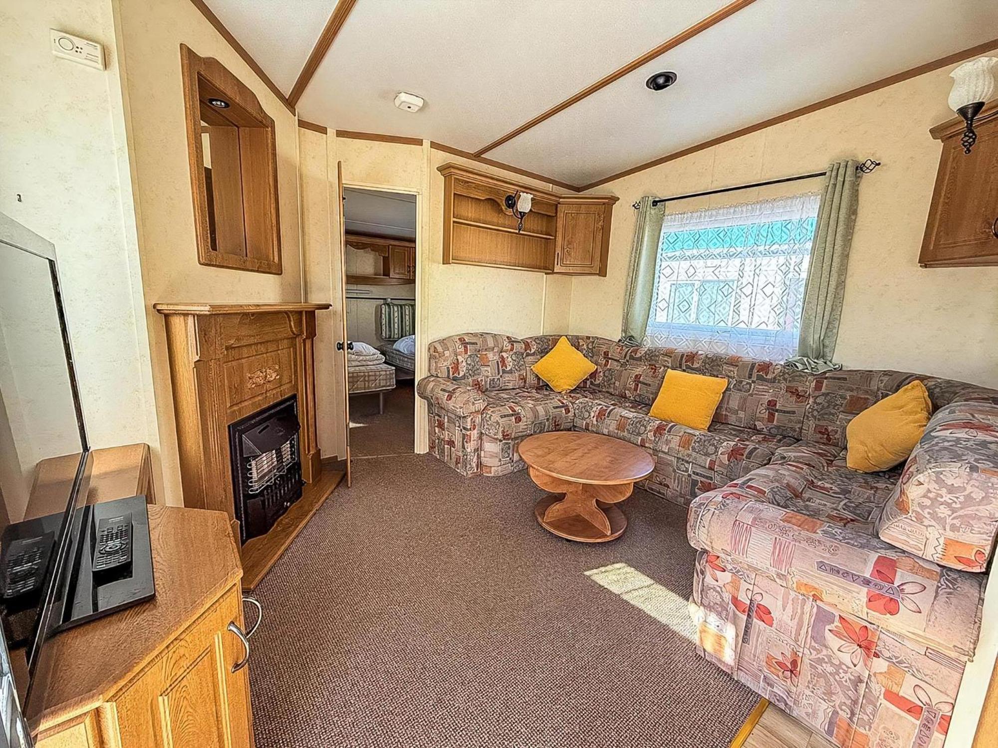 6 Berth Caravan By The Beach In Hunstanton In Norfolk, Pets Welcome Ref 13009L Exterior foto